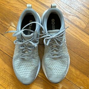 Men’s 11.5 Nike React